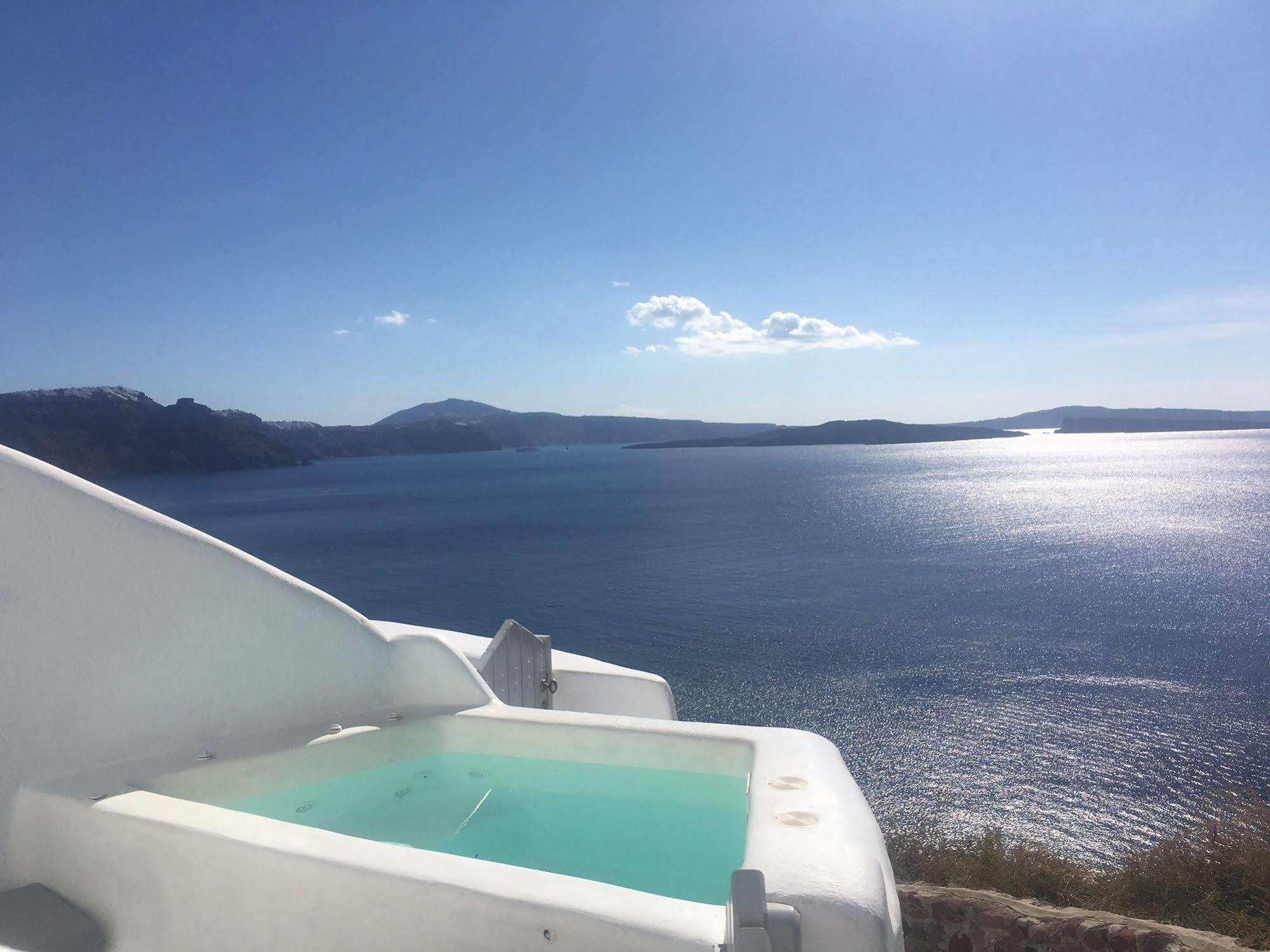 Liakada Oia Suites Eksteriør billede